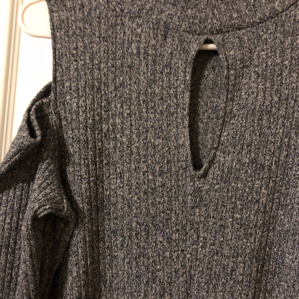 Gray cold shoulder sweater dress - Picture 3 of 3
